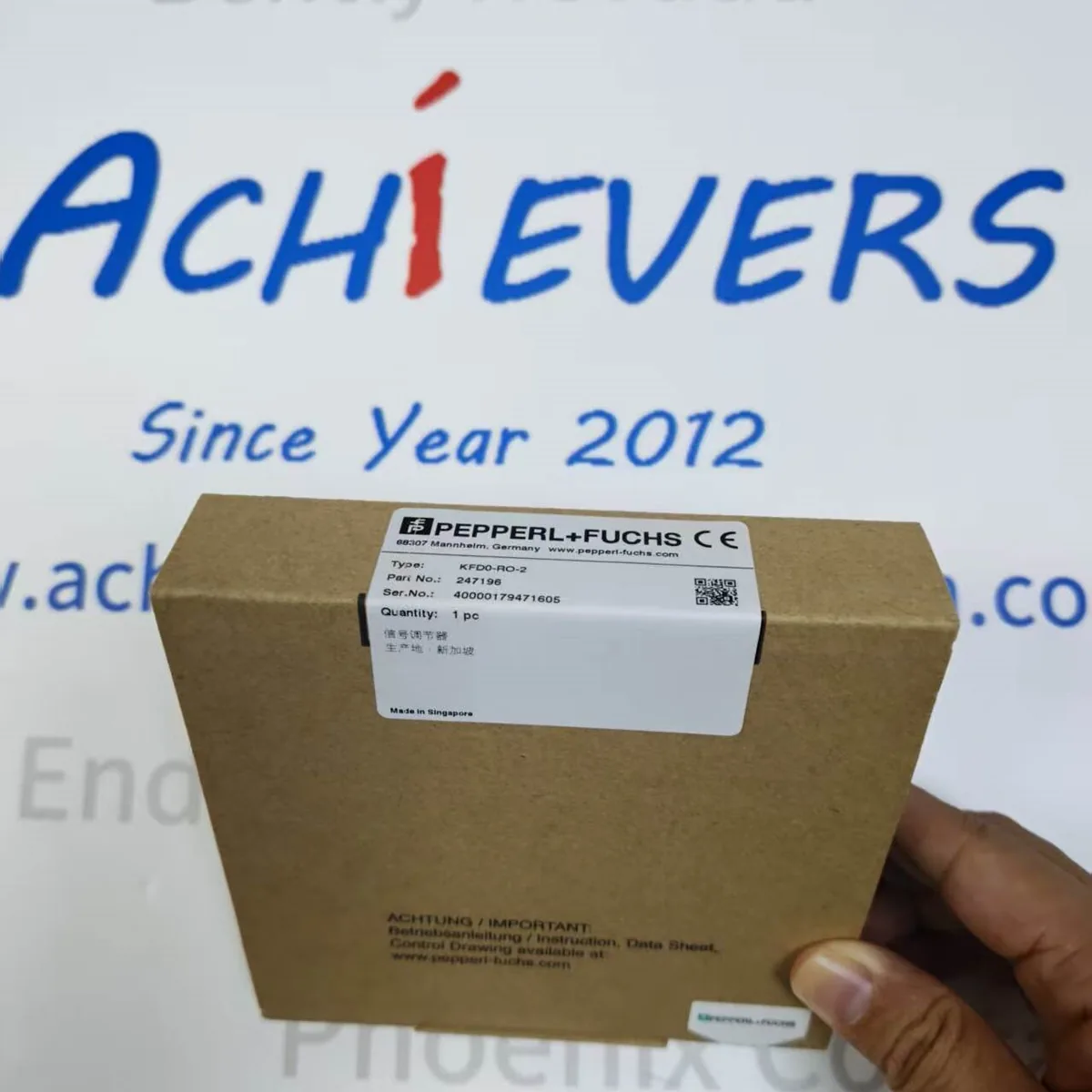 Pepperl+Fuchs KFD0-RO-2 boxed units in a shipping carton